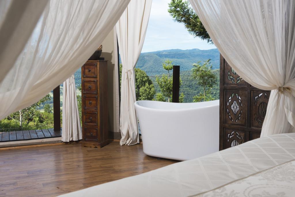 Clouds Safari Hotel Beechmont Ngoại thất bức ảnh